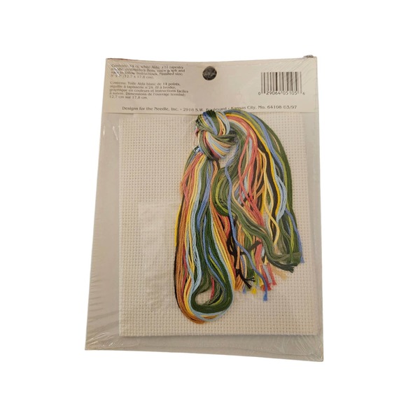 Beehive Needlepoint Tapestry kit. The Hometown Collection - Picture 3 of 3